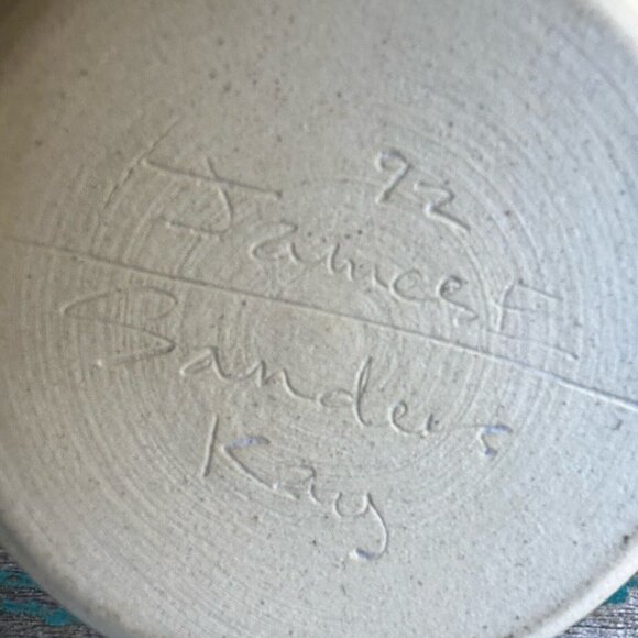 VTG James Sanders Kay 1992 Vase Stoneware Pottery Carved Leaf Design Blue 3.5" - Picture 8 of 11